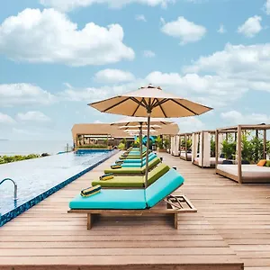 Mamaka By Ovolo ***** Kuta Lombok