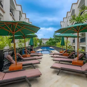 فندق Cross Vibe Paasha Atelier Bali Kuta, كوتا